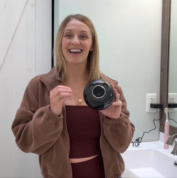 Image #1 from Hana B.